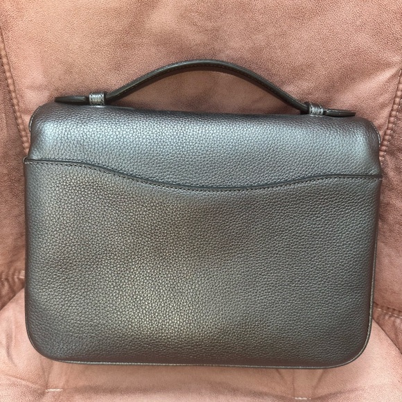 Coach Cassie Pewter Crossbody Bag with Turnlock Closure - Picture 3 of 17